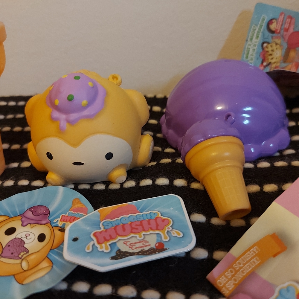 Smooshy Mushy monkey - Picture 3 of 3